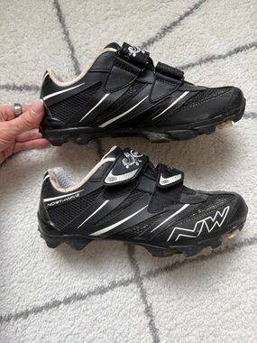 Northwave size 38 MTB SPD cycling shoes